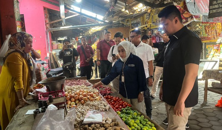 Polres Mojokerto Kota menyidak pasar tradisional. (Foto: Istimewa)