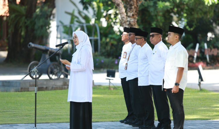 Bupati Ipuk memimpin apel perdana Pemkab Banyuwangi, Senin (3/3/2025). (Foto: banyuwangikab.co.id)