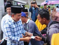 Gus Fawait Melihat Langsung Kondisi Masyarakat Bawah Saat Safari Ramadan di Jombang