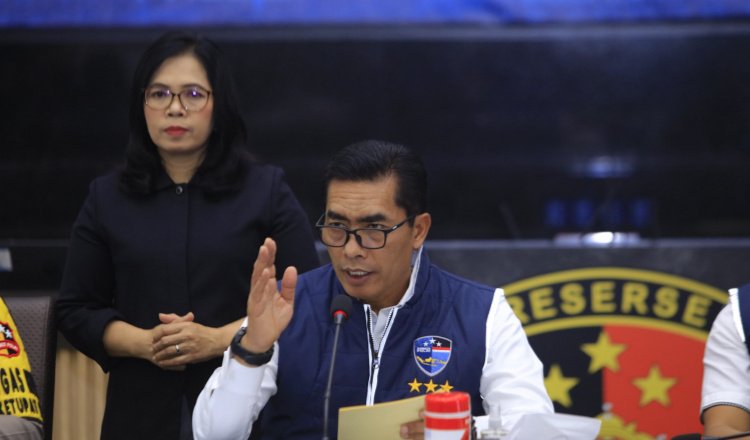 Kabareskrim Polri menyampaikan proses penyelidikan kasus kepala babi dan bangkai tikus di kantor redaksi Tempo. (Foto: Humas Polri)
