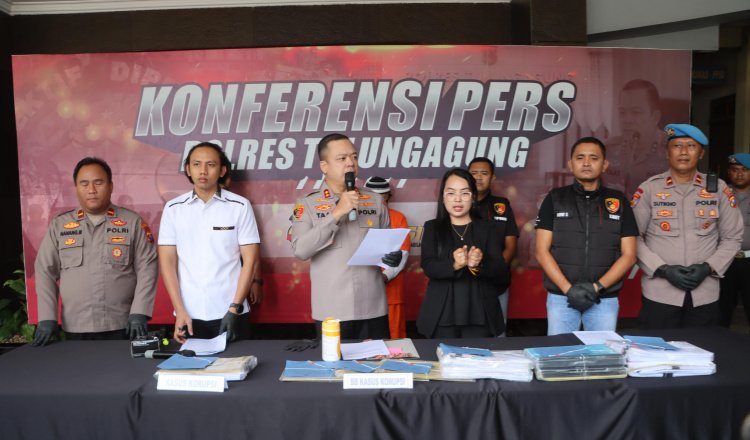 Konferensi pers di Mapolres Tulungagung, Kamis (24/4/2025). (Foto: Humas Polres)
