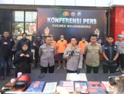 Empat Pengedar Uang Palsu di Bojonegoro Diringkus Polisi, Terancam 15 Tahun Penjara