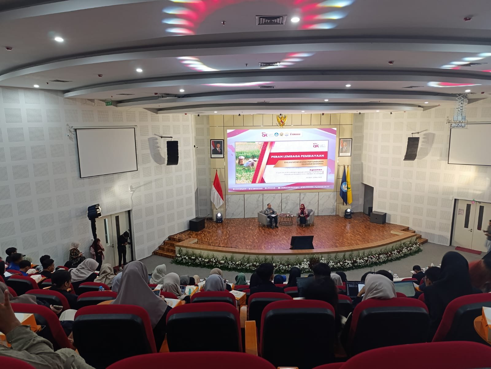 Agusman menyampaikan materi tentang peran lembaga pembiayaan, Selasa (20/5/2025). (Foto: Zainul Hasan)