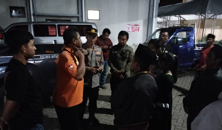 Polisi menghimpun keterangan sementara dari warga. (Foto: Istimewa)
