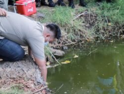 Pemkab Jember Uji Laboratorium Air Sungai Mayangan yang Diduga Tercemar Limbah Pabrik PT DGS