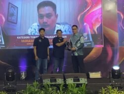 Kepala Bulog Jember Raih Penghargaan Tokoh Ketahanan Pangan dari PWI Jember