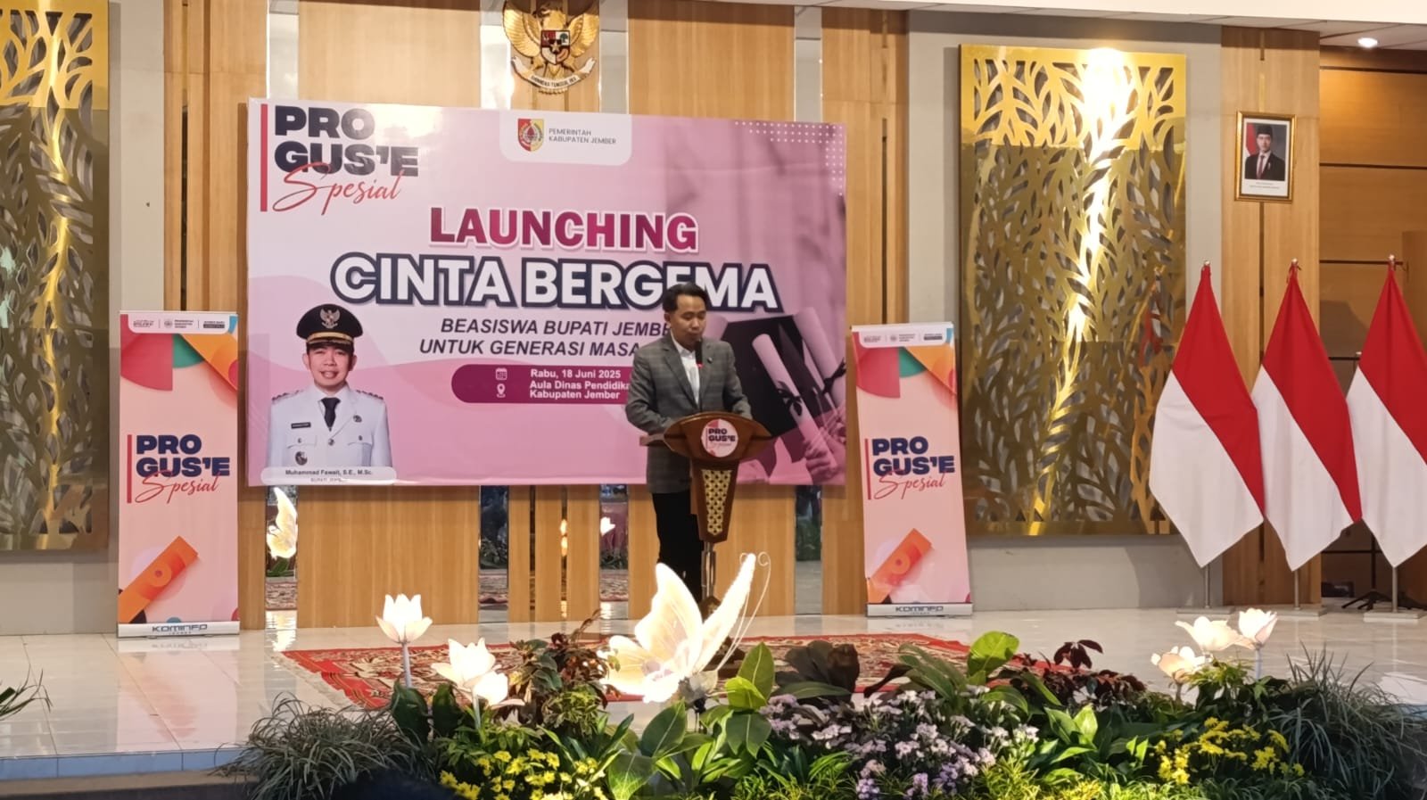Gus Fawait menyampaikan sambutan dalam acara peluncuran program Cinta Bergema, Rabu (18/6/2025) malam. (Foto: Zainul Hasan/zonaindonesia.co.id)