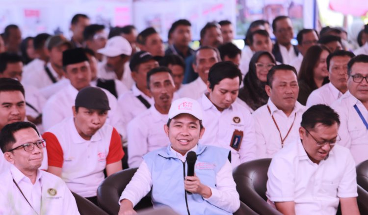 Bupati Jember mengikuti peluncuran KDMP secara daring dari Desa Sidomulyo, Senin (21/7/2025). (Foto: Dok/Diskominfo Jember)