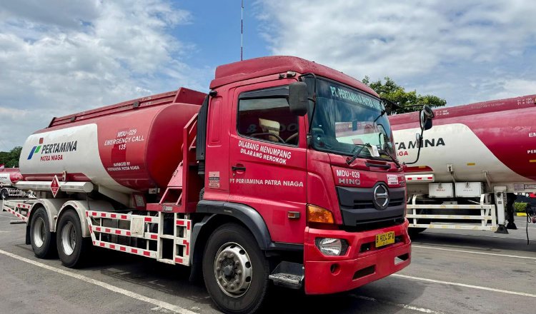 Truk BBM Pertamina melaju ke Jember. (Foto: Humas Pertamina/Dok)