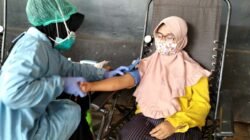 PMI Jember menggelar donor darah. (Foto: Sub Bidang Organisasi dan Komunikasi Markas PMI Kabupaten Jember)