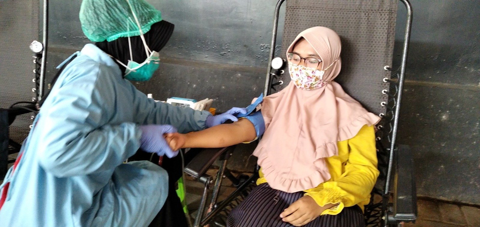PMI Jember menggelar donor darah. (Foto: Sub Bidang Organisasi dan Komunikasi Markas PMI Kabupaten Jember)