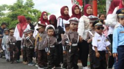Semarak Karnaval Pendidikan Desa Mrawan Jember, Ribuan Warga Antusias Rayakan HUT ke-80 RI