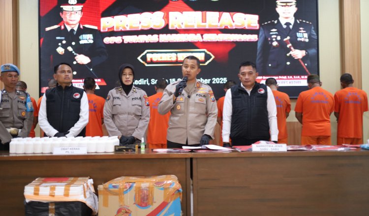 Konferensi pers di Mapolres Kediri, Senin (15/9/2025). (Humas Polres - ZONA INDONESIA)