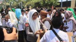 Aksi damai di DPRD Probolinggo. (Foto: Istimewa - ZONA INDONESIA)