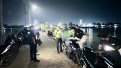 Polres Situbondo Intensifkan Patroli Akhir Pekan, Puluhan Motor Diamankan dari Aksi Balap Liar