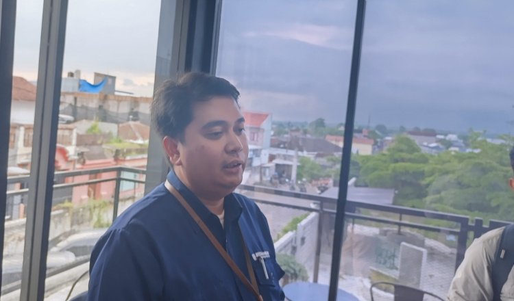 Kepala Bidang SDM, Umum, dan Komunikasi BPJS Kesehatan Jember, Fuad Manar. (Foto: Zainul Hasan - ZONA INDONESIA)