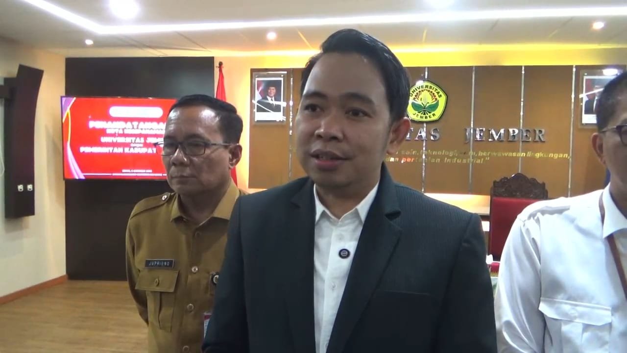 Gus Fawait diwawancarai media, Selasa (7/10/2025). (Foto: Istimewa - ZONA INDONESIA)