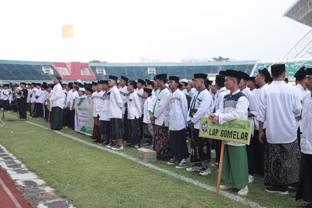 Pembukaan Liga Santri Jawa Timur 2025 di JSG, Selasa (14/10/2025). (Foto: Dok/Diskominfo Jember - ZONA INDONESIA)