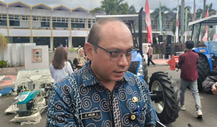 Plt Kepala Dinkes Jember, Akhmad Helmi Lukman. (Foto: Teamwork - ZONA INDONESIA)