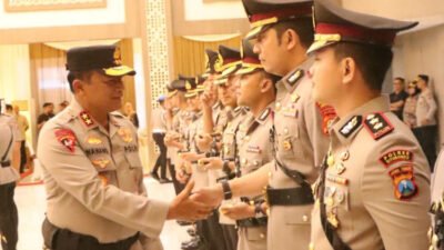 Sertijab Kapolres Situbondo di Gedung Mahameru Polda Jawa Timur, Senin (12/1/2026). (Foto: Istimewa - ZONA INDONESIA)