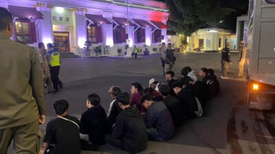 Hendak Tawuran, 18 Pendekar di Surabaya Diamankan Polisi