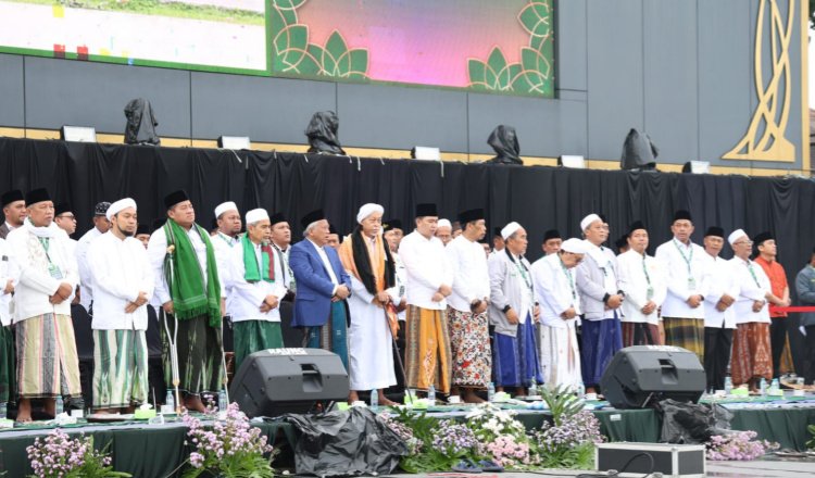 Peringatan Harlah NU ke-100 di Alun-alun Jember Nusantara, Minggu (1/2/2026). (Foto: Dok/Diskominfo Jember - ZONA INDONESIA)