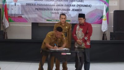 Sertijab Direksi PDP Kahyangan Jember, Senin (18/5/2026). (Foto: Istimewa - ZONA INDONESIA)
