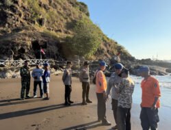 Jember Geger! Kakak Adik Asal Panti Hilang Terseret Ombak Pantai Payangan