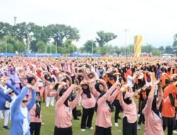 Asa dan Kebijaksanaan Lansia Mengalir di Alun-Alun Jember