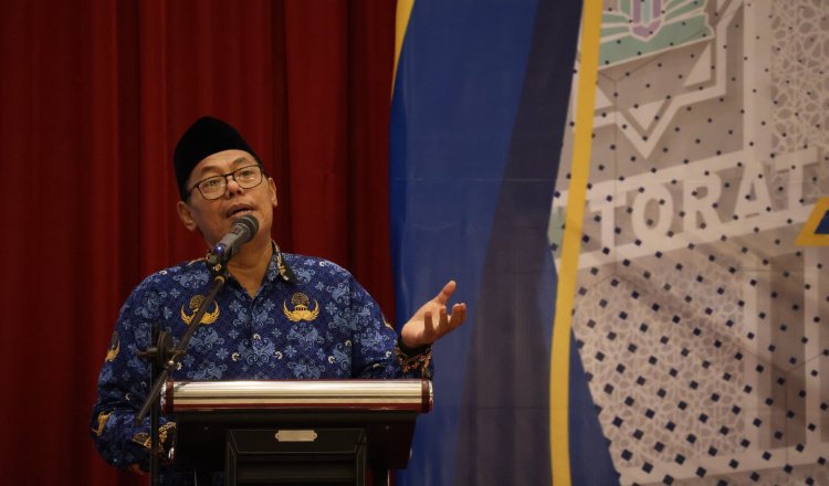 Rektor UIN KHAS Jember, Profesor Hepni. (Foto: Dok/Humas UIN KHAS Jember - ZONA INDONESIA)