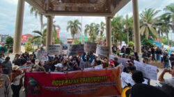 Ribuan Warga Jember Turun ke Jalan, Suarakan Dukungan untuk Program MBG
