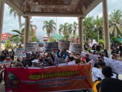 Ribuan Warga Jember Turun ke Jalan, Suarakan Dukungan untuk Program MBG