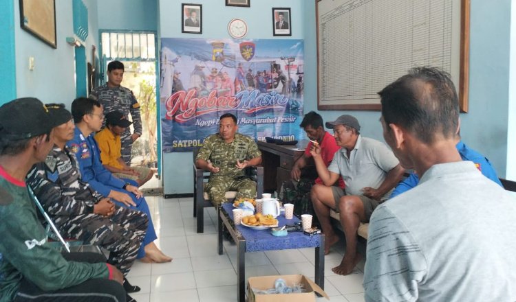 Ngobar Masir di Pos Kamladu Jangkar, Jumat (19/6/2026). (Foto: Istimewa - ZONA INDONESIA)