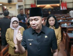 Gus Fawait Serahkan 6 Raperda Strategis ke DPRD Jember