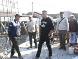 Bupati Situbondo Pastikan Pembangunan Jembatan Kesambian Sesuai Target