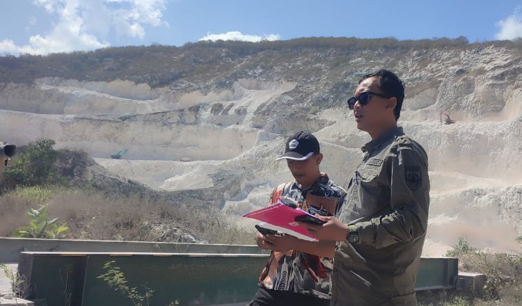 Satgas Infrastruktur dan Tata Ruang Pemkab Jember saat sidak Gunung Sadeng, Kamis (9/7/2026). (Foto: Dok/Istimewa -ZONA INDONESIA)
