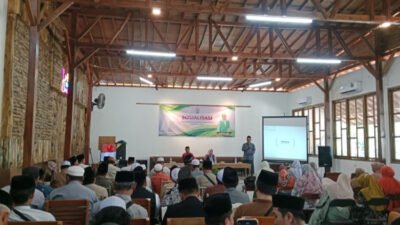 Sosialisasi peran pendidikan Islam dalam menghadapi perubahan sosial di Aula BR Coffee. (Foto: Fathur Rozi - ZONA INDONESIA)