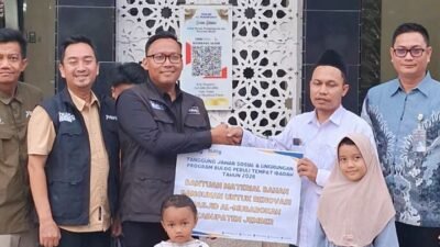 BULOG Jember Salurkan Bantuan TJSL, Dukung Pembangunan Fasilitas Masjid Al Mubarokah