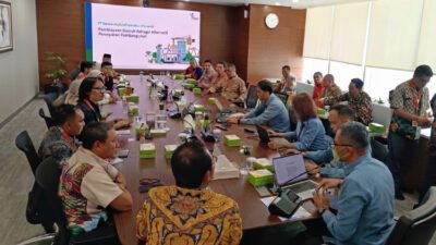 Banggar DPRD Jember mendengarkan penjelasan detail PT SMI terkait skema pinjaman, Rabu (5/8/2026). (Foto: Istimewa - ZONA INDONESIA)