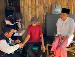 Bupati Jember Cek Langsung Layanan Home Care di Sumberbaru