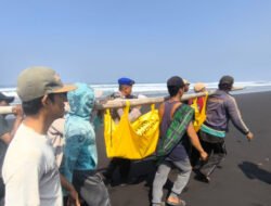 Detik-Detik Mencekam Perahu ‘Pantes’ Dihantam Ombak Meleman Jember: Satu Nelayan Tewas, Tiga Lainnya Masih Hilang!