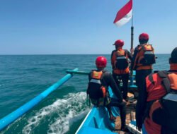 Tim SAR Gabungan Temukan Satu Korban Laka Laut di Pantai Paseban Jember