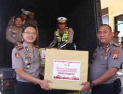 Polres Situbondo Salurkan Bantuan Rp25 Juta untuk Korban Gempa NTT