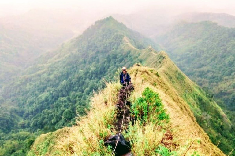 Jalur pendakian Gunung Piramid Bondowoso. (dok: Istimewa - Ubay/ZONA INDONESIA).