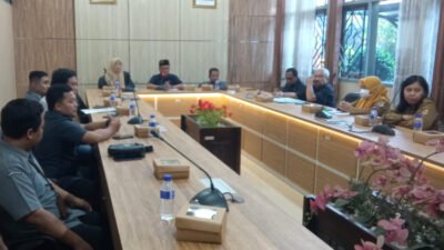 RDPU di gedung DPRD Jember, Senin (28/9/2026). (Foto: Istimewa - ZONA INDONESIA)
