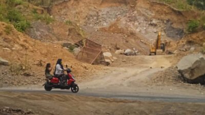 Tambang galian C ilegal di Desa Patempuran terlihat mangkrak, Rabu (30/9/2026). (Foto: Teamwork - ZONA INDONESIA)