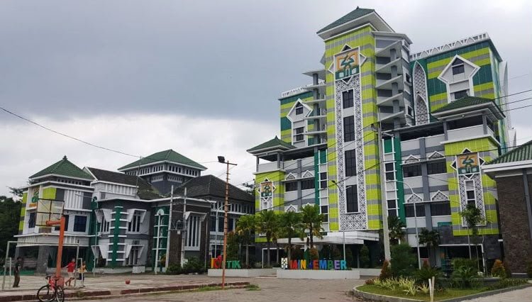 Gedung UIN KHAS Jember. (Foto: Teamwork - ZONA INDONESIA)
