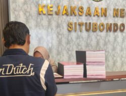 Polres Situbondo Limpahkan Berkas Korupsi Dana Desa Jangkar ke Kejari