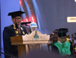UIN KHAS Jember Kukuhkan 300 Lulusan dan Sembilan Wisudawan Tahfidz